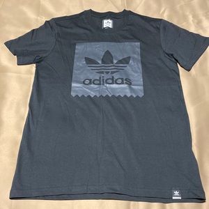 Adidas T-Shirt
